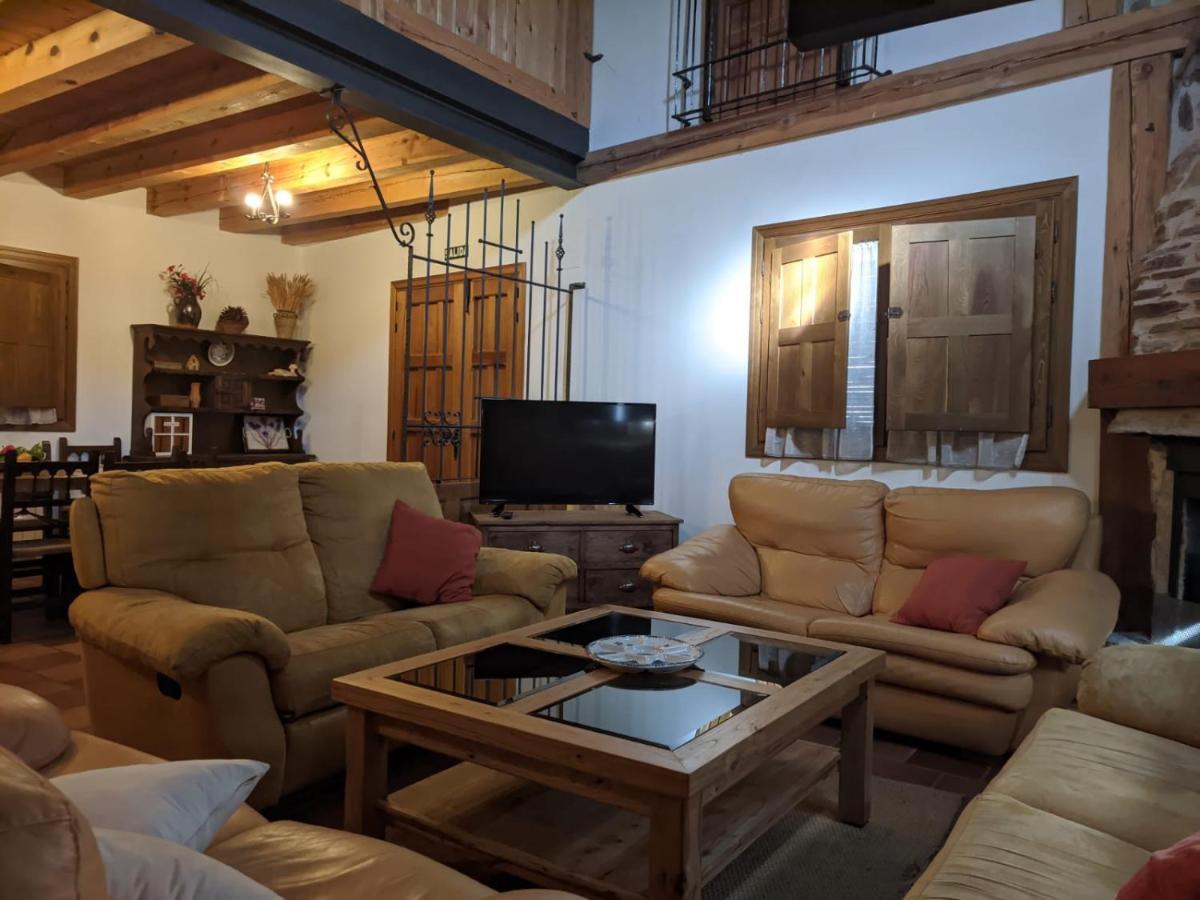 Casa Rural El Arroyo Miguelanez Exterior photo